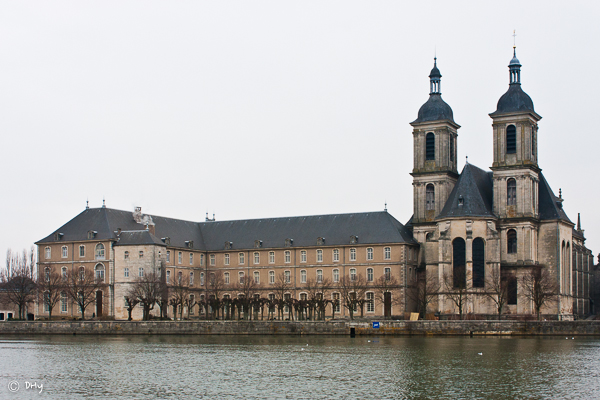 Abbaye des Prémontrés à Pont à Mousson en bord de Moselle